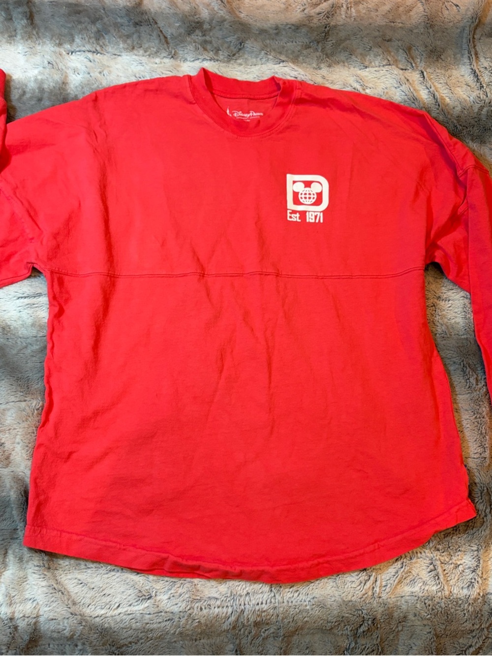Disney World Mens Salmon-Red 100 % Cotton Long Sleeve Shirt w/White Logo Med